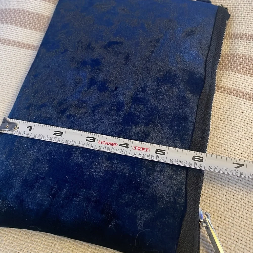 Velvet Blue Wristlet/Crossbody